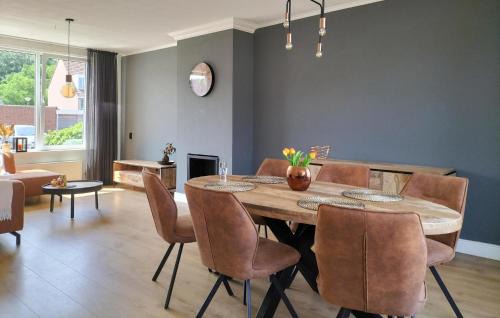 Oost-Souburg Casa | 3 Bedroom Nice Home In Oost-Souburg