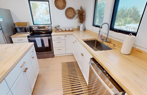 Edisto Island Casa | 3 bedroom oceanfront on the sound ~ Selah on the Sound