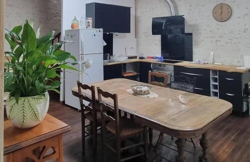 Croutelle Casa | 3 Bedroom Private vacation home in Fontaine-le-Comte