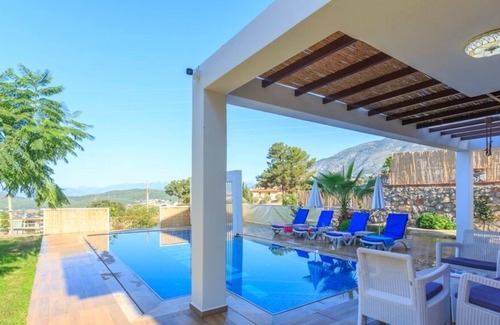 Faralya Villa | 3 BEDROOM PRIVATE VILLA IN OVACIK TURKEY