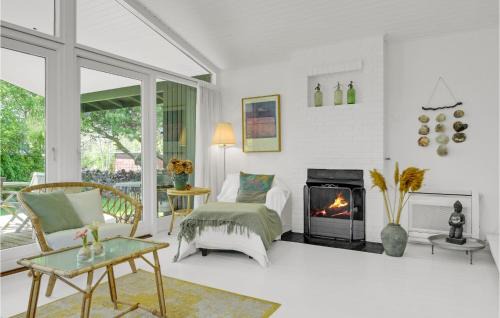 Holloselund Casa | 3 Bedroom Stunning Home In Tisvildeleje