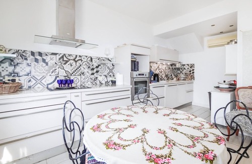 Talasani Casa | Impresionante casa de 3 dormitorios en.