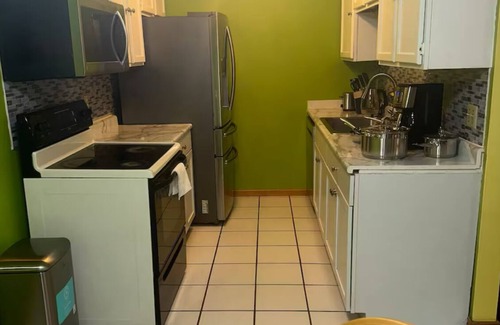 Eagan Casa | 3-bedroom townhome in Eagan MN close to the Mall of America, and MSP Airport.