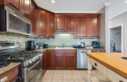 Lake Charles Casa | 3 Bedroom Townhouse S