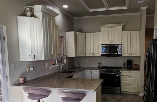 Westgate Heights Casa | 3-bedroom vacation home 21 minutes from Balloon Fiesta Park