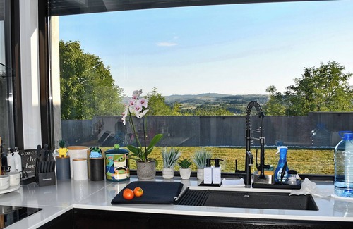 Mladenovac Villa | 3-bedroom villa in beautiful Umčari with AC