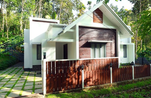 Devikolam Villa | 3 Bedroom Villa surrounded by Munnar's mesmerizing beauty of cascading mountains