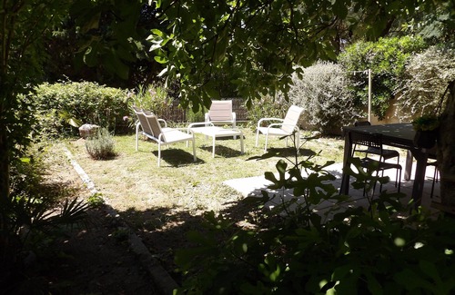 Montreal Casa | 3-bedroom village house, garden, terrace. Ideal for families and friends!