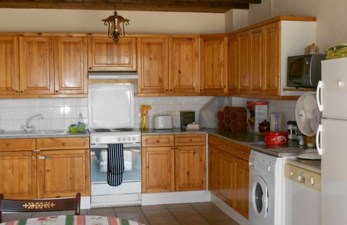 Saint-Marien Casa | Casa rural de 3 dormitorios para 8 personas con piscina y paddl para niños