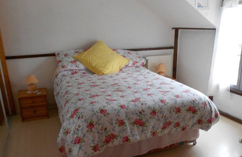 Saint-Marien Casa | Casa rural de 3 dormitorios para 8 personas con piscina y paddl para niños