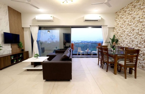 Ghansoli Apartamento | Business lesiure - 3 BHK with Balcony-Chef-Laundry