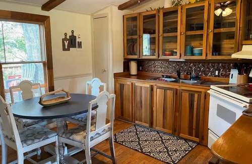 Means Casa | 3 BR, 2B, Near Red River Gorge, no pet fee