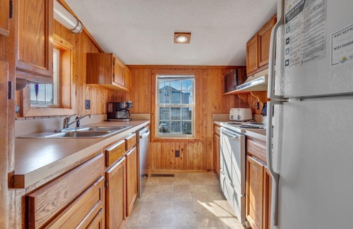 South Nags Head Casa | 3 br, 500ft to Beach pool view!