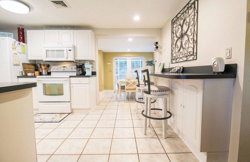Laurel Casa | 3 BR Pool Home In Nokomis - Close To Beaches - Tropical Escape