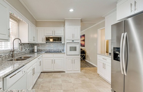 Lithonia Casa | 3 Mi to Arabia Mtn Trails: Quiet Ranch-Style Home