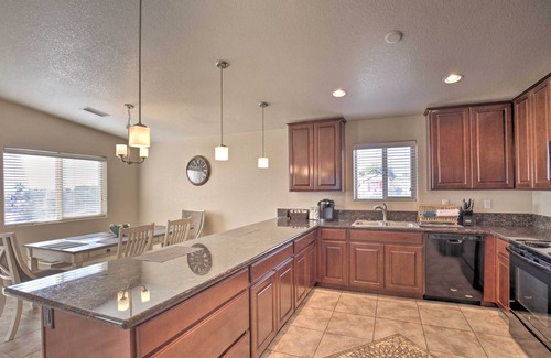 Lake Havasu City Casa | ¡NUEVO! Lake Havasu Home 5 minutos para el lanzamiento de la playa y el barco