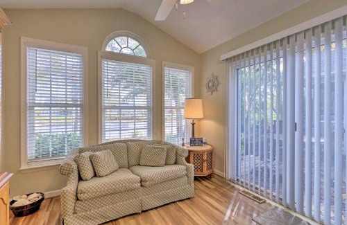 Ocean View Casa | 3 Mi to Bethany Beach Gem with Deck and Pool Access