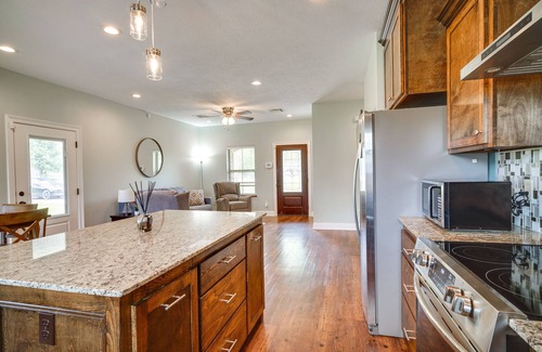 Prien Casa | Lake Charles Vacation Rental - 3 Mi to Casinos!