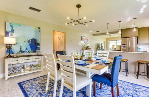 Bradenton Casa | 3 Mi to Downtown Bradenton Family Home with Yard!
