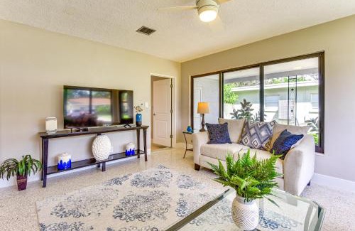 Bradenton Casa | 3 Mi to Downtown Bradenton Family Home with Yard!