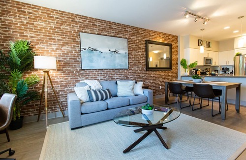 Fullerton Apartamento | Disney ✰Convn Cntr ✰ 65 "4K Tv ✰ HBO ✰Knotts✰Pool