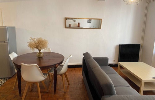 Bastide Saint-Louis Apartamento | 3. Old-fashioned Downtown 55m2 BOX FREE LUGGAGE