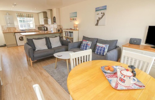 Brading Casa | 3 Old Post Office Mews