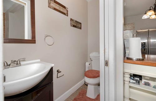 Corryville Casa | 3 or 4 bdrm Restored Home near Univ. of Cincinnati