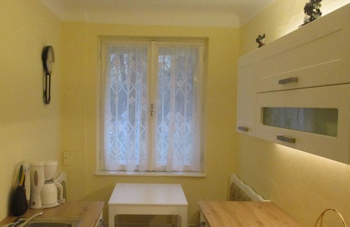 Hietzing Apartamento | Apartamento de 3 habitaciones con conexión subterránea cerca del parque del palacio de Schönbrunn
