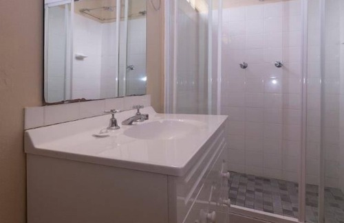 Katoomba Hotel | 3 Sisters Motel