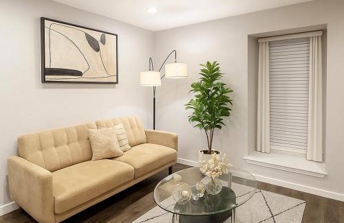 Peak's Suburban Addition Apartamento | 3 STATE FAIR l DT Dallas l FIFA READY l Staycation 1Bd1Ba
