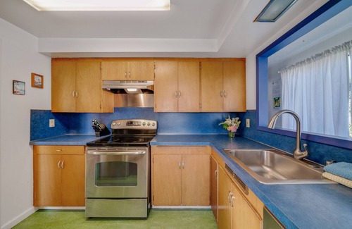 Neahkahnie Beach Casa | 3-story dog-friendly beachfront home with wood stove, gas grill, deck & views