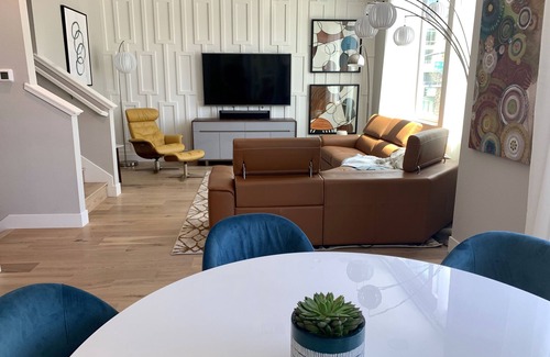 Downtown San Jose Casa | 3 years new Downtown San Jose Townhome just 3 blocks to San Pedro Square!