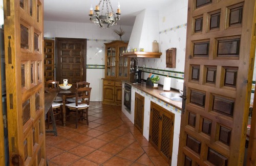 Orgaz Cabaña | 30 minutes from Puy de Fu! Ideal for groups and families.