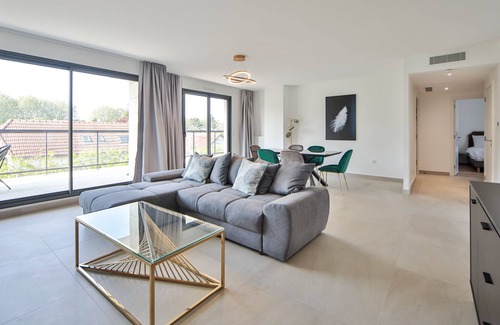 La Varenne Saint-Hilaire Apartamento | 301 71-Apartamento-Baño con bañera-Balcón