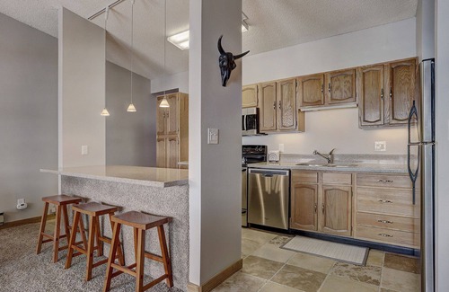 Dillon Condominio | 303d Dillon Bay 2br Awesome Views 2 Bedroom Condo by RedAwning