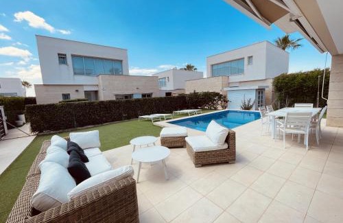 Lo Rufete Villa | 3091 Villa MALIBU