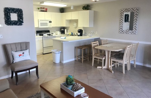 Gulf Place Condominio | 30A 1er piso condominio en Gulf Place Caribbean - ¡solo pasos de la playa!