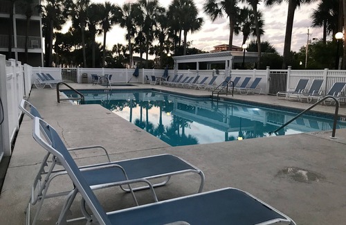 Gulf Place Condominio | 30A 1er piso condominio en Gulf Place Caribbean - ¡solo pasos de la playa!