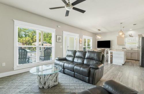 Santa Rosa Beach Casa | 30A Pet Friendly Beach House - Beach Bayou by Panhandle Getaways