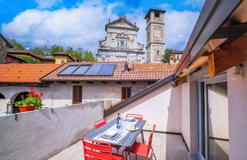 Miasino Apartamento | 3½-room apartment over 2 levels with air conditioning and roof terrace