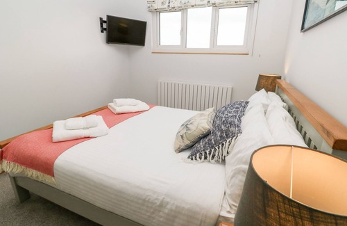 Porth Cabaña | 31 Garden Villas, PORTH