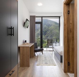 Kazbegi Hotel | 3100 Boutique Hotel Kazbegi
