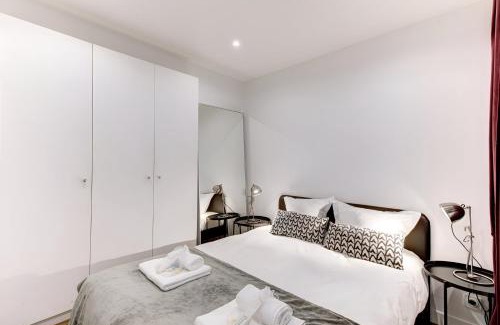 Quartier de la Folie-Mericourt Apartamento | 318 Suite Pivert - Superb apartment in Paris
