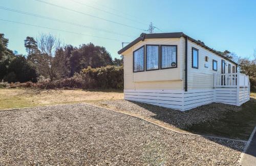 Hopton Casa | 31B Foxburrow Hang