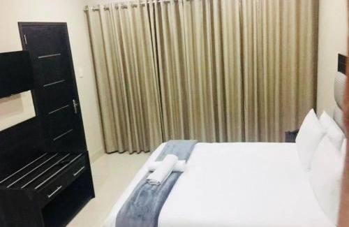 Berea Hotel | 33onBazley Hotel