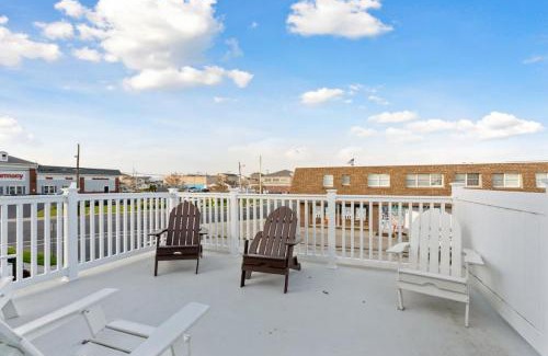 Brigantine Casa | 33rd Unit 3 Beach Bliss Parking Beach 2 Blocks Away