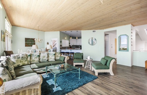 Hollywood Casa | 3441O Mollies by the Sea