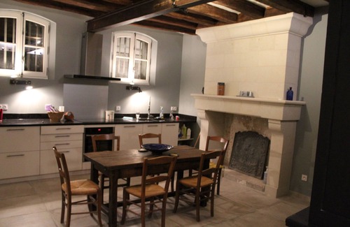 Saumur Casa | 350 M2 / CASA HISTÓRICA con piscina cubierta climatizada en el antiguo Saumur