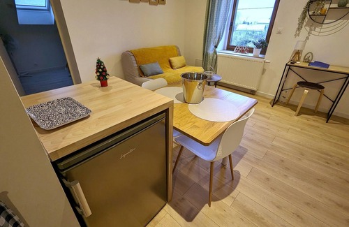 Soultz-Haut-Rhin Apartamento | 35m² air-conditioned apartment for 2 travelers with a completely private entrance.